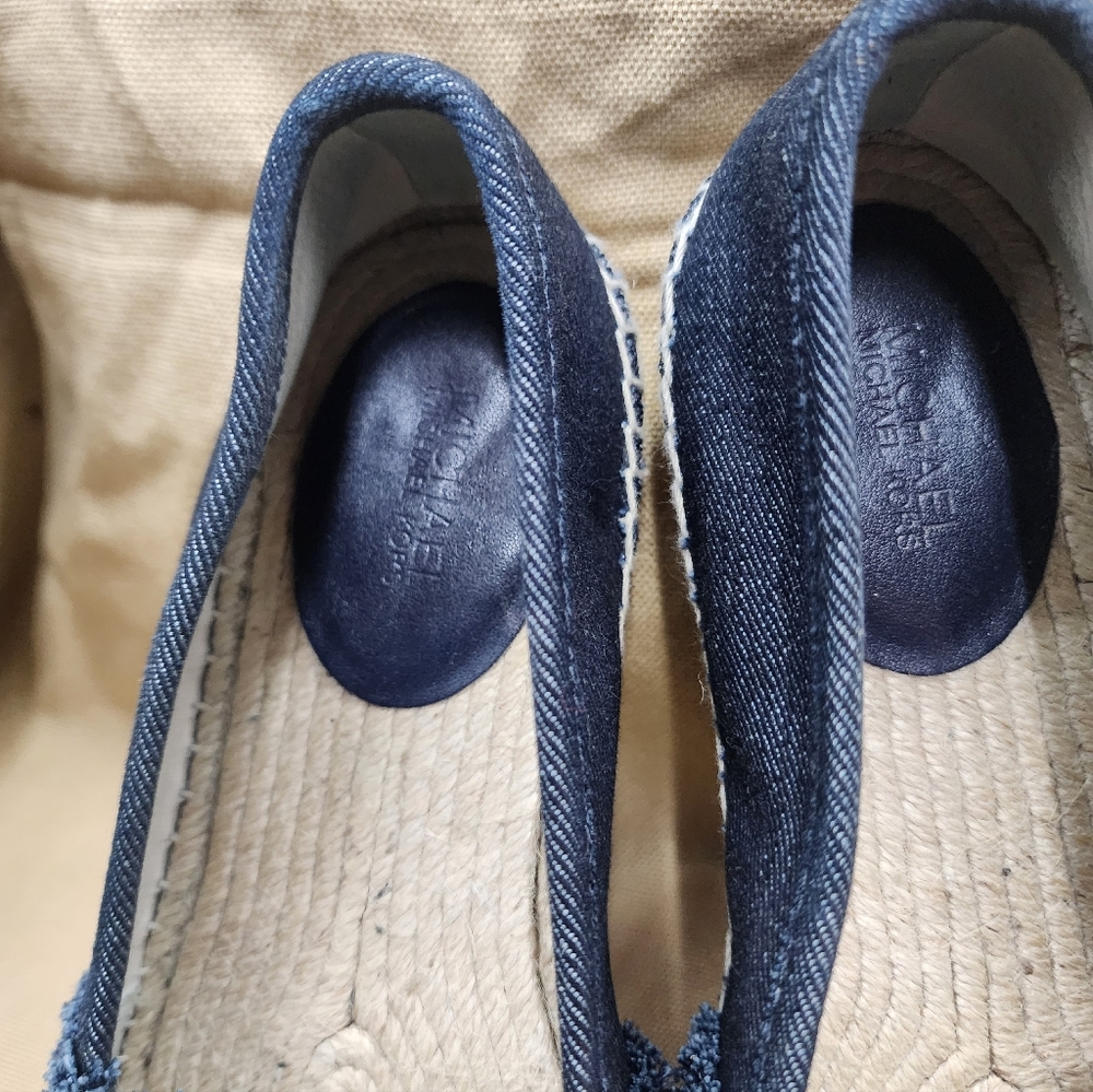 Michael Kors Three Tone Blue Canvas Espadrilles size 7.5 - Picture 4 of 11
